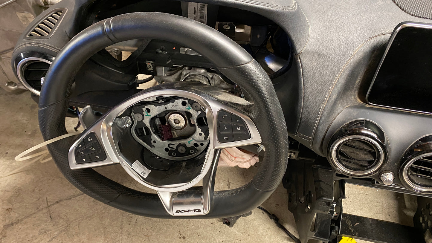 Complete Dashboard Assembly 19 Mercedes GT63